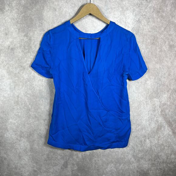 J. Crew Blouse Womens Size 4 Blue Silk Cutout Back Short Sleeves Crew Neck - Picture 5 of 10